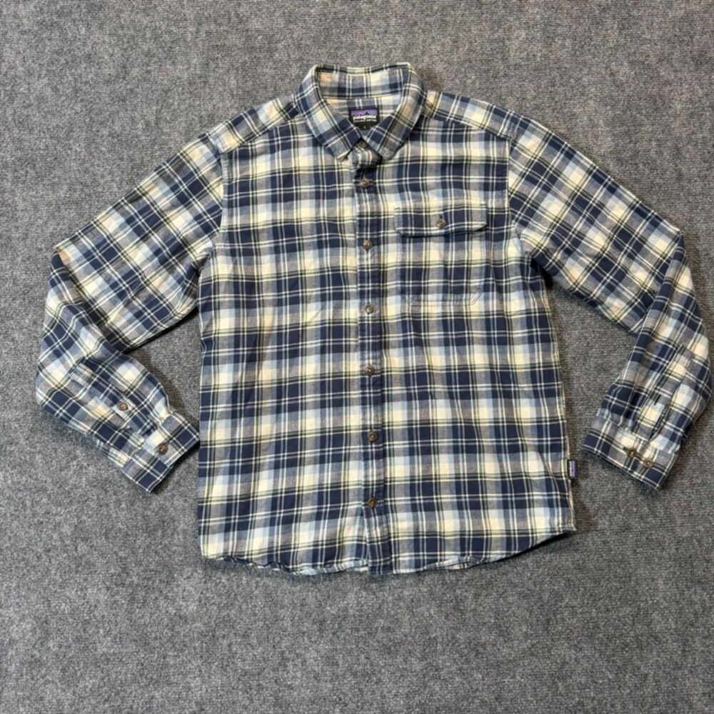 Patagonia Organic Cotton Flannel Shirt Mens Small Blue Plaid Long Sleeve Outdoor